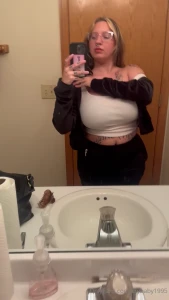 Merry christmas babes i hope you all have a great holiday