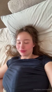 Oh what s going on here i think he wants to tell me something