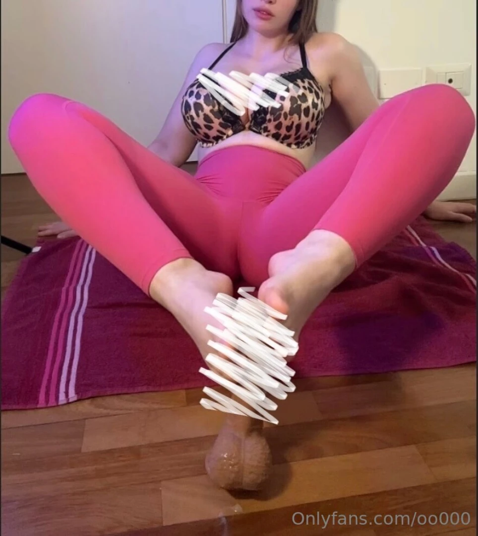 Footjob to a dildo with fake sperm 39 5 minutes video do you want to part 1 