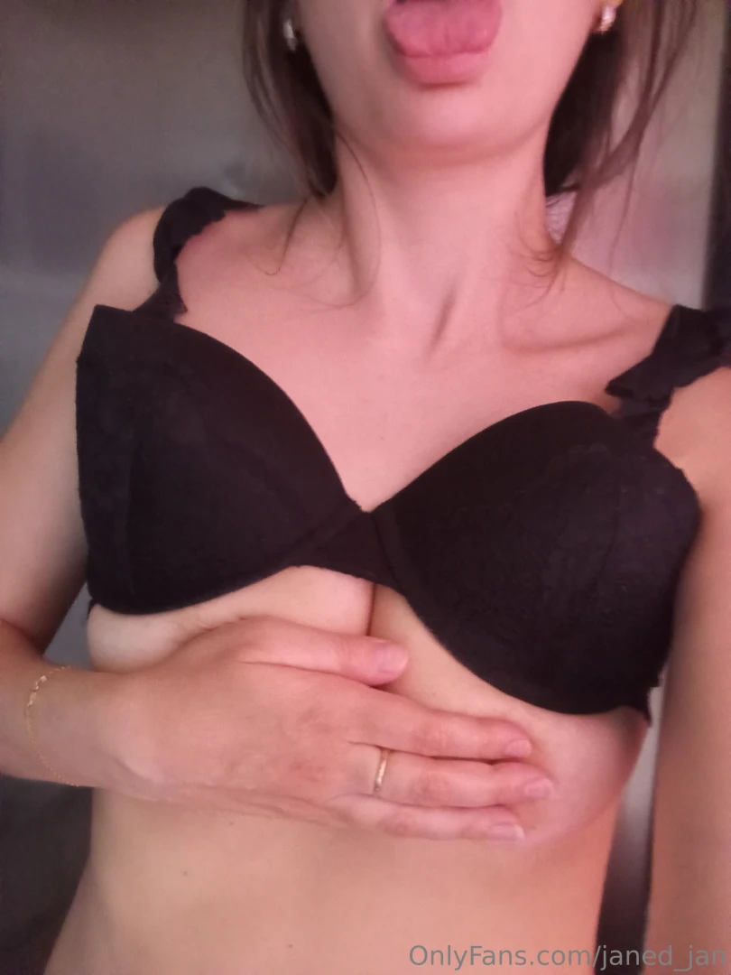 Take my bra off me dear 