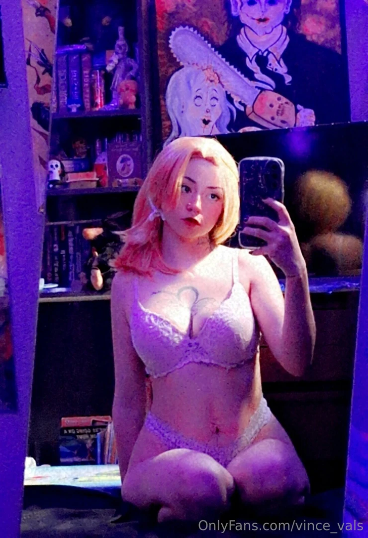 Ever wonder what susan storm wears under her uniform part 2 