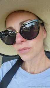 Coke gives me a dirty tongue part 1