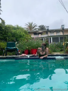 Do you think i m hot i ll be on tonight to talk i took a bunch of part 2