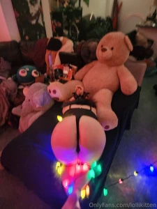 Days 7 8and 9 of christmas with kitty partied a little hard this part 3