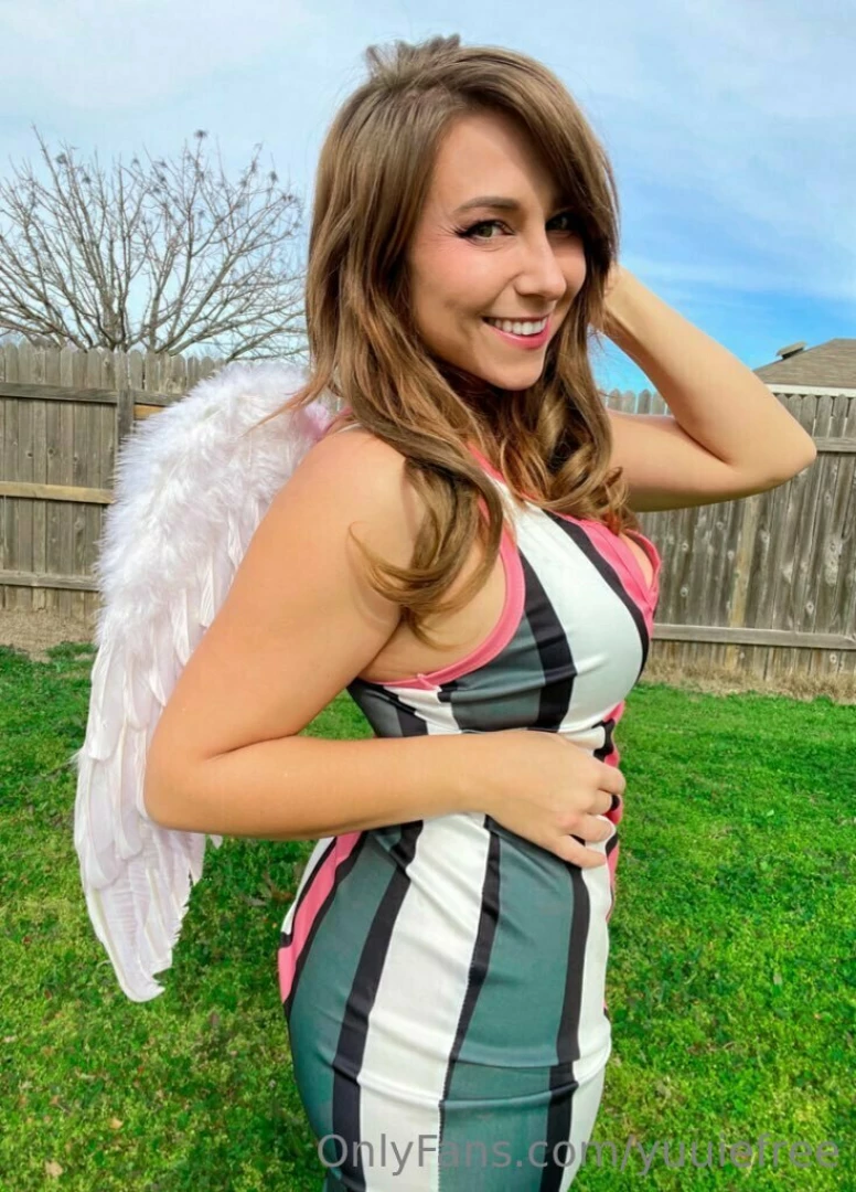 Superbowl dress sunday part 2 