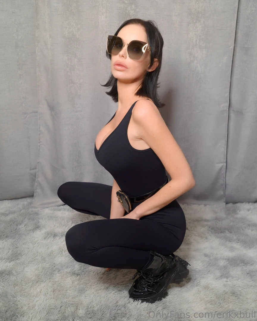 Some nice sfw shots of beautiful lana enjoy part 1 