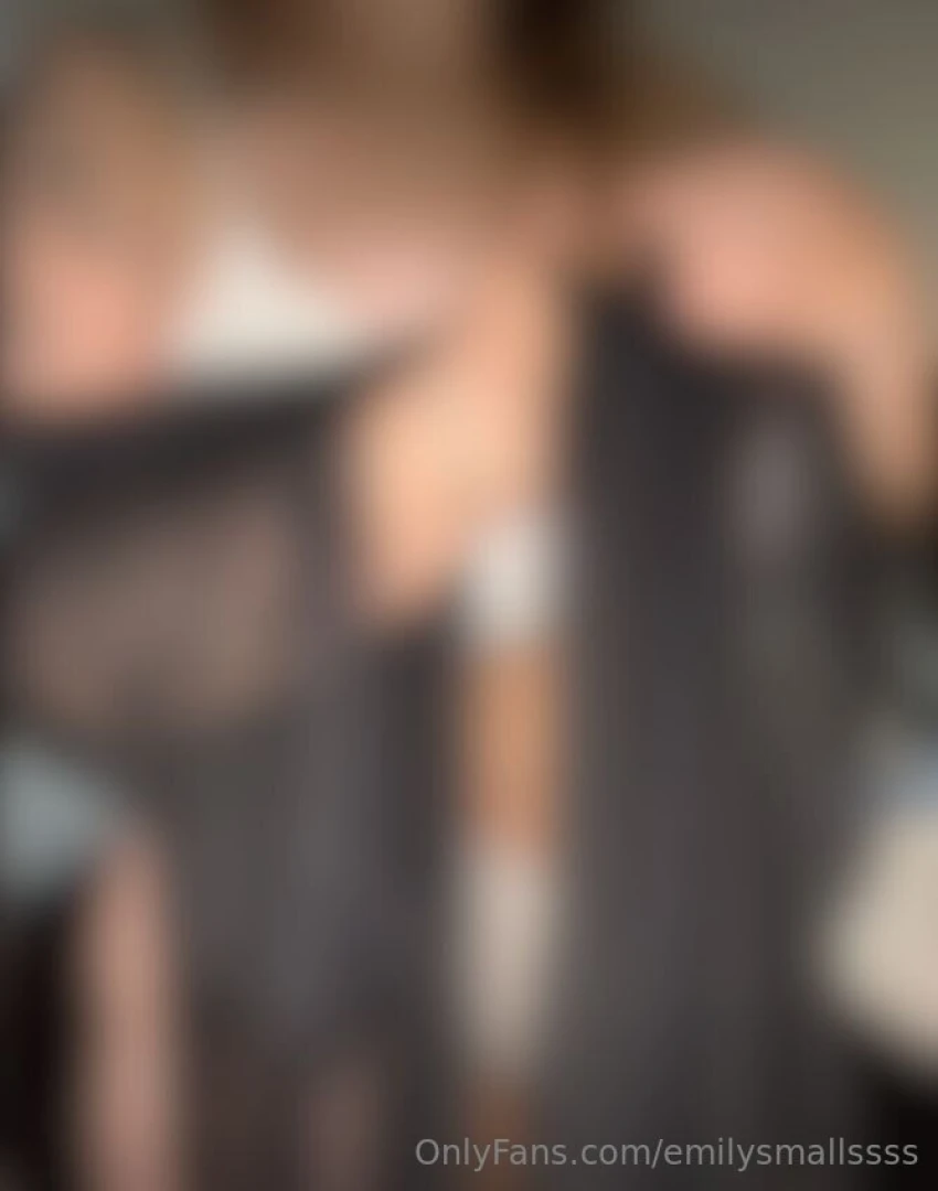 You know you wanna see it without the blur 