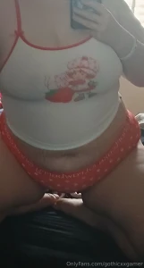 It s berry nice to see you leave a tip and i ll give you a gift