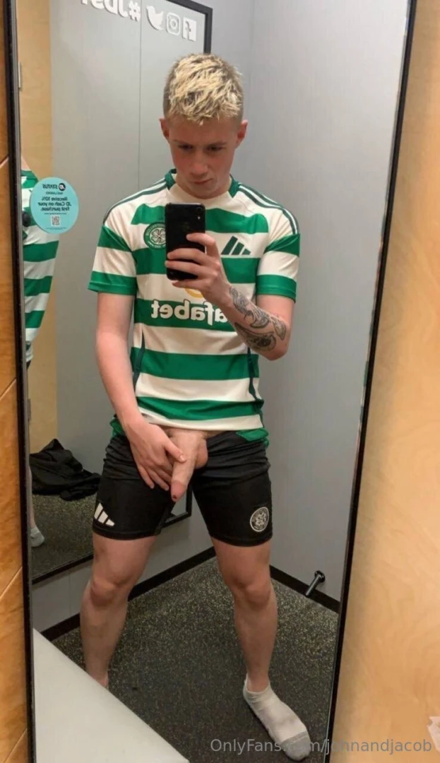 Check out my beautiful twinky nbsp chav boy i m sure you ve seen him 