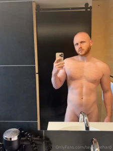 Keep looking i ll give you something to stare at