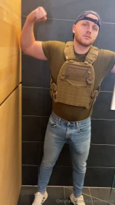 Feelin strong lookin sharp