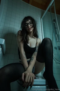 Let s see how many times i can make you forget your name part 1