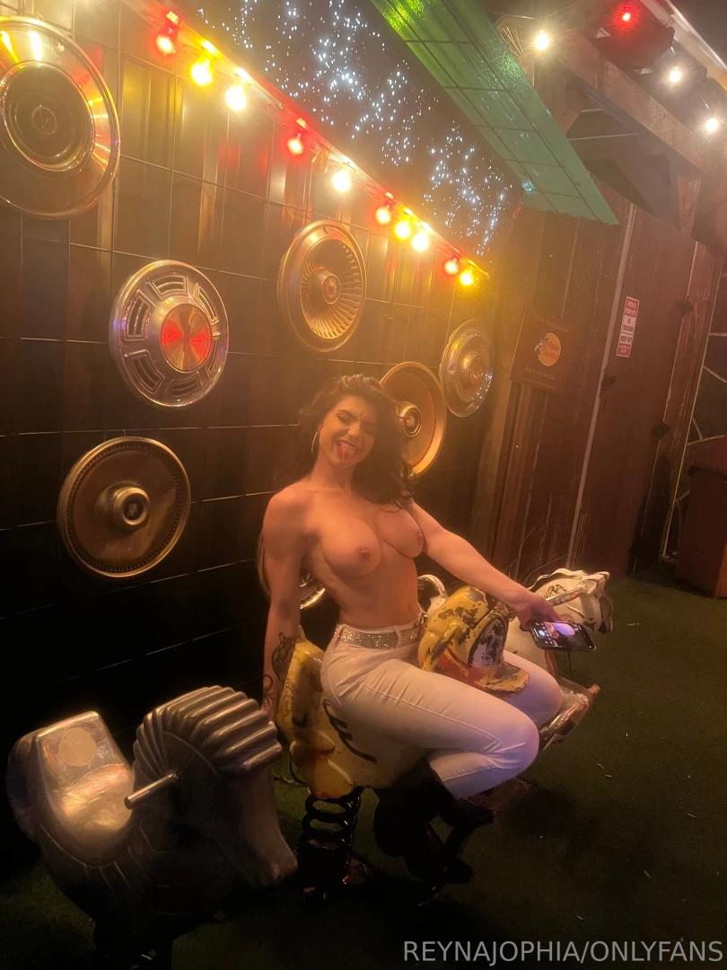 Me at the bar after one too many 