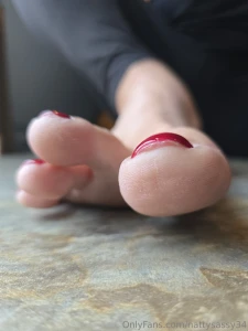 My big toe is just spectacular that is all part 2