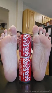 Soda can comparison video small can stack and regular