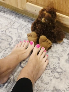 5 21 new pediiiiii so in love bold bright summery footsie with my