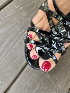 Up close toes in my caged heels part 3
