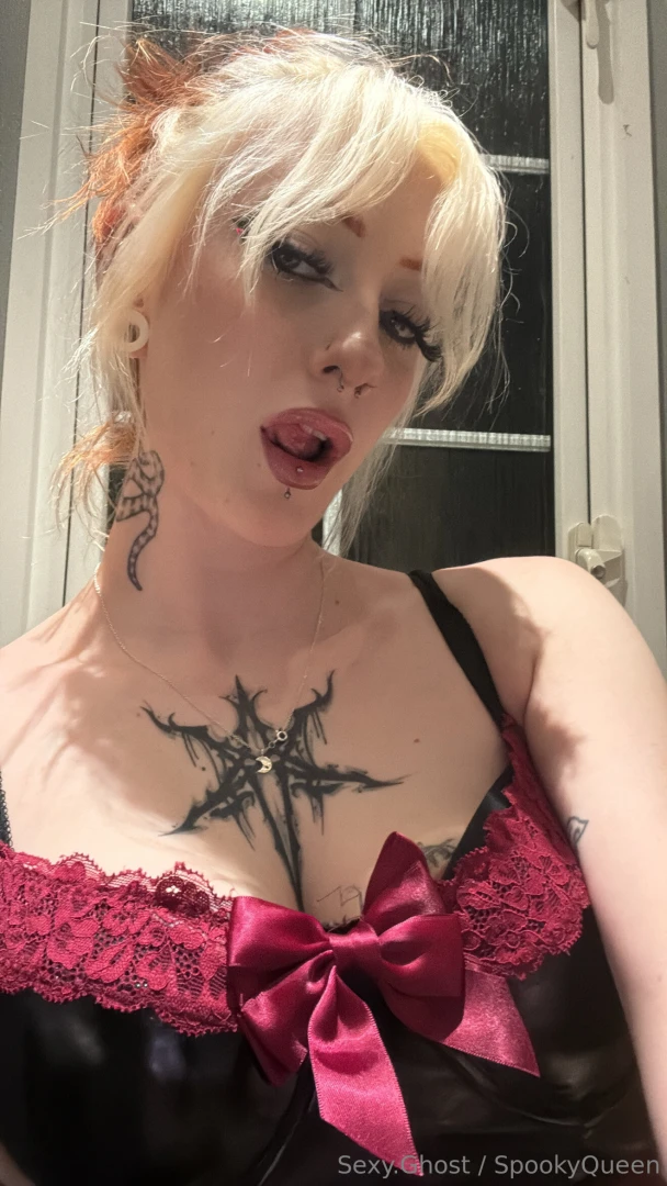 Spooky-queen0-0 part 6 