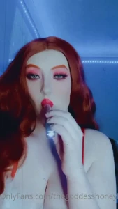 I reckon i d look better with something else in my mouth