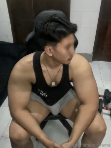 Home workout with a new haircut haha part 1