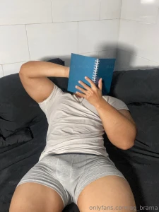 Need you mouth while i read my note