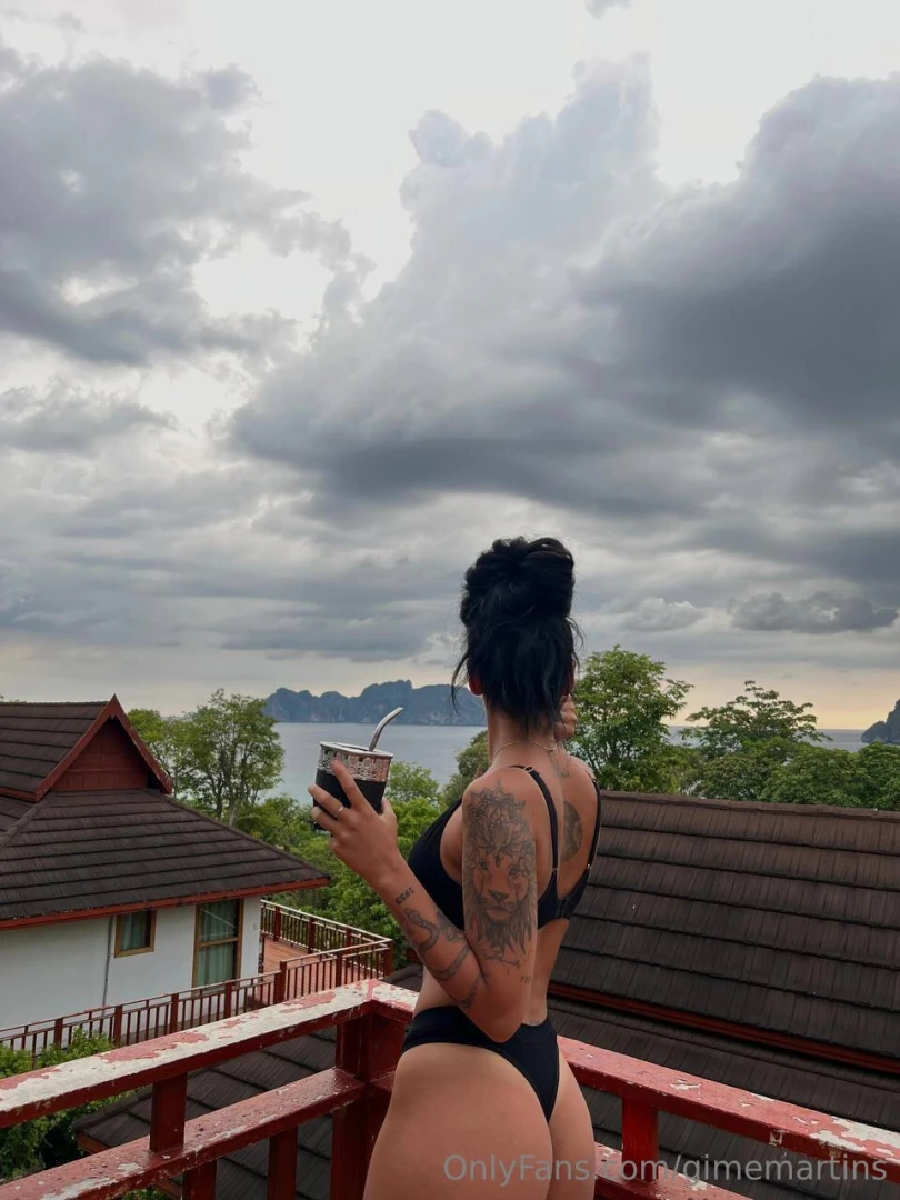 De quelle couleur est le ciel 