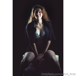 Ich trage dein verlangen wie einen offenen knopf bereit entdeckt zu