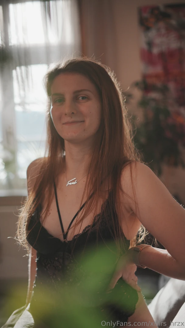 Verrate mir was du mal im bett mit mir ausprobieren willst 