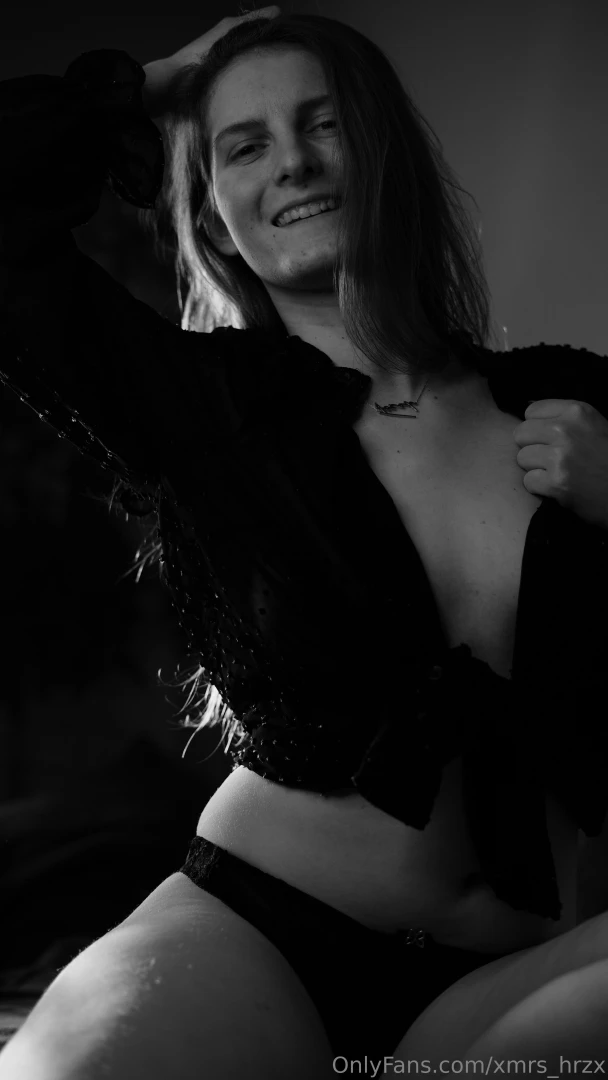 Ich fasse mich gerade an und denke an euch part 1 