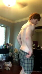 Why does exposing myself make me so horny