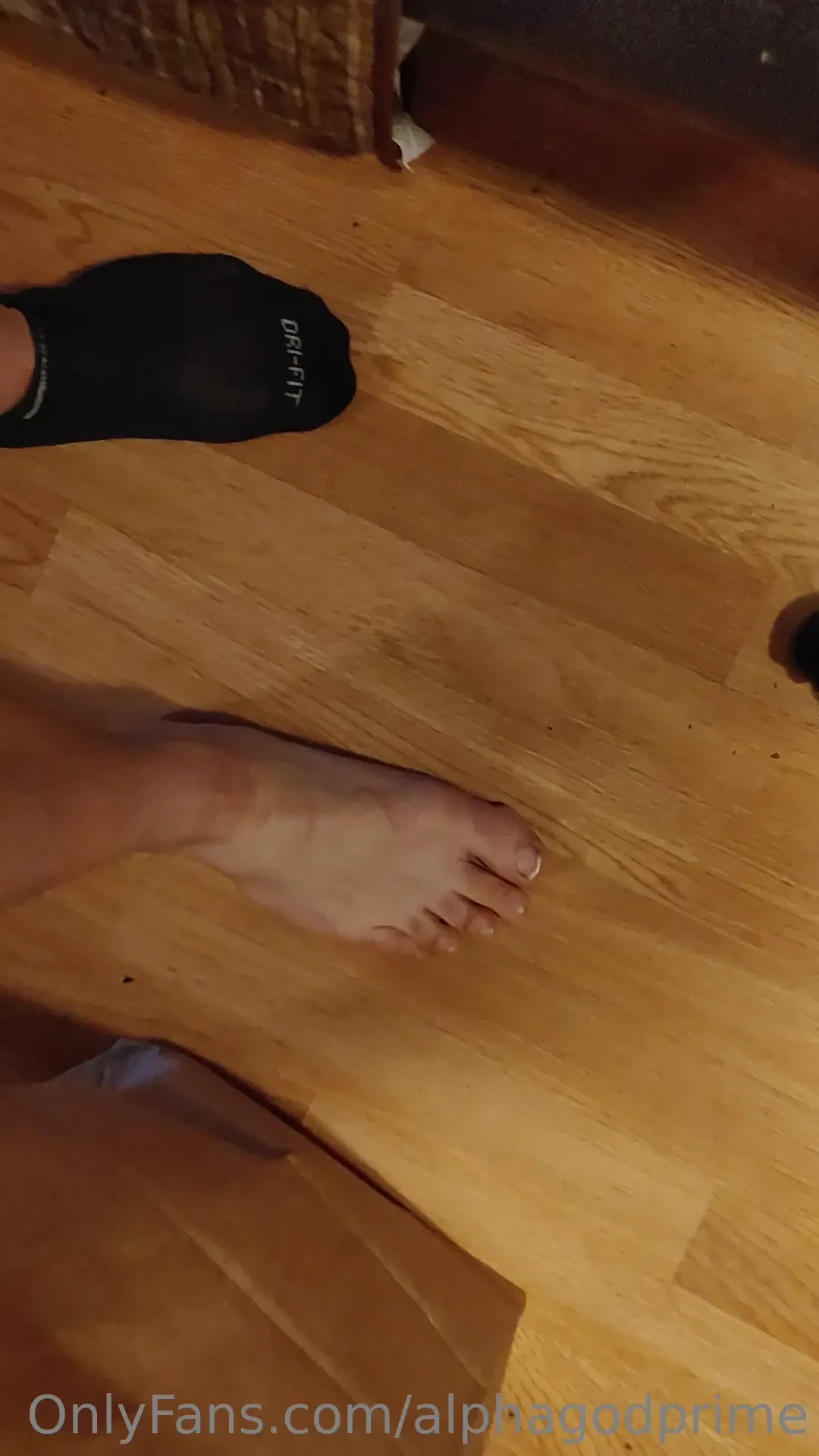 Back home from cardio time to relax come rub my thick alpha feet 