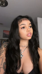 I m a little bored who s gonna keep me company