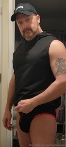 Can someone give me a hand with this i seem to be all tied up at the part 1