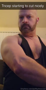 Arm pumps are the second best kind of pump i can get part 2