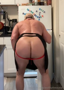 If you like short thicc men who take care of themselves love to travel part 3