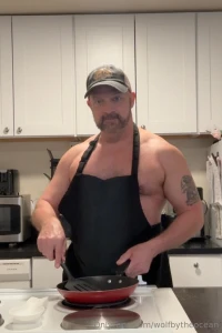 If you like short thicc men who take care of themselves love to travel part 2