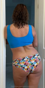 Fresh out of the shower can cheeky be as hot as a thong part 1