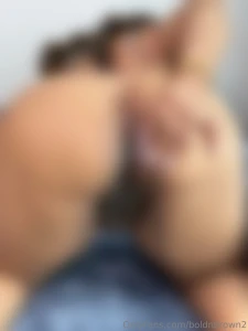 See this asshole spread with closeup and pussy on my business trip