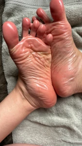 On ig i said i ll delete in one day but maybe you can convince me to part 4