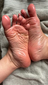 On ig i said i ll delete in one day but maybe you can convince me to part 16