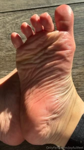 Just some sunny soles to enjoy what are you staring at first part 2