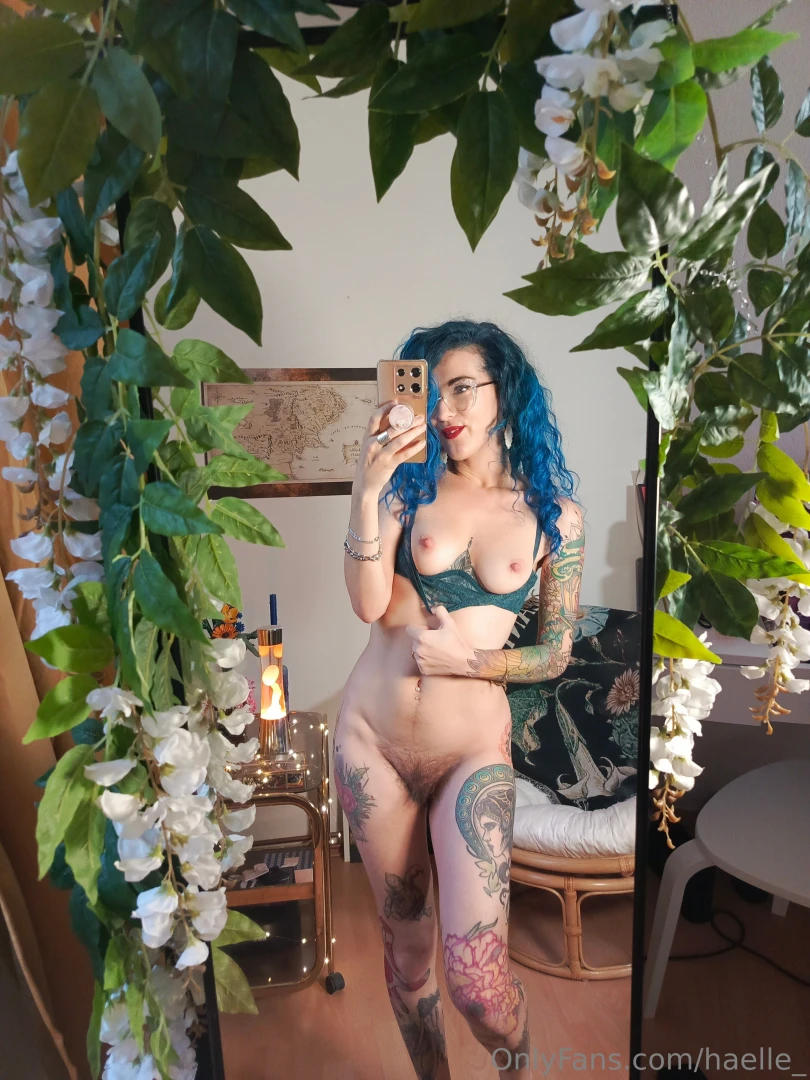 I don t have mistletoe but maybe i can convince you to kiss me there part 3 