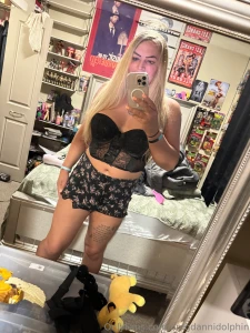 Serving maple syrup realness straight from the toy cave all natural eh