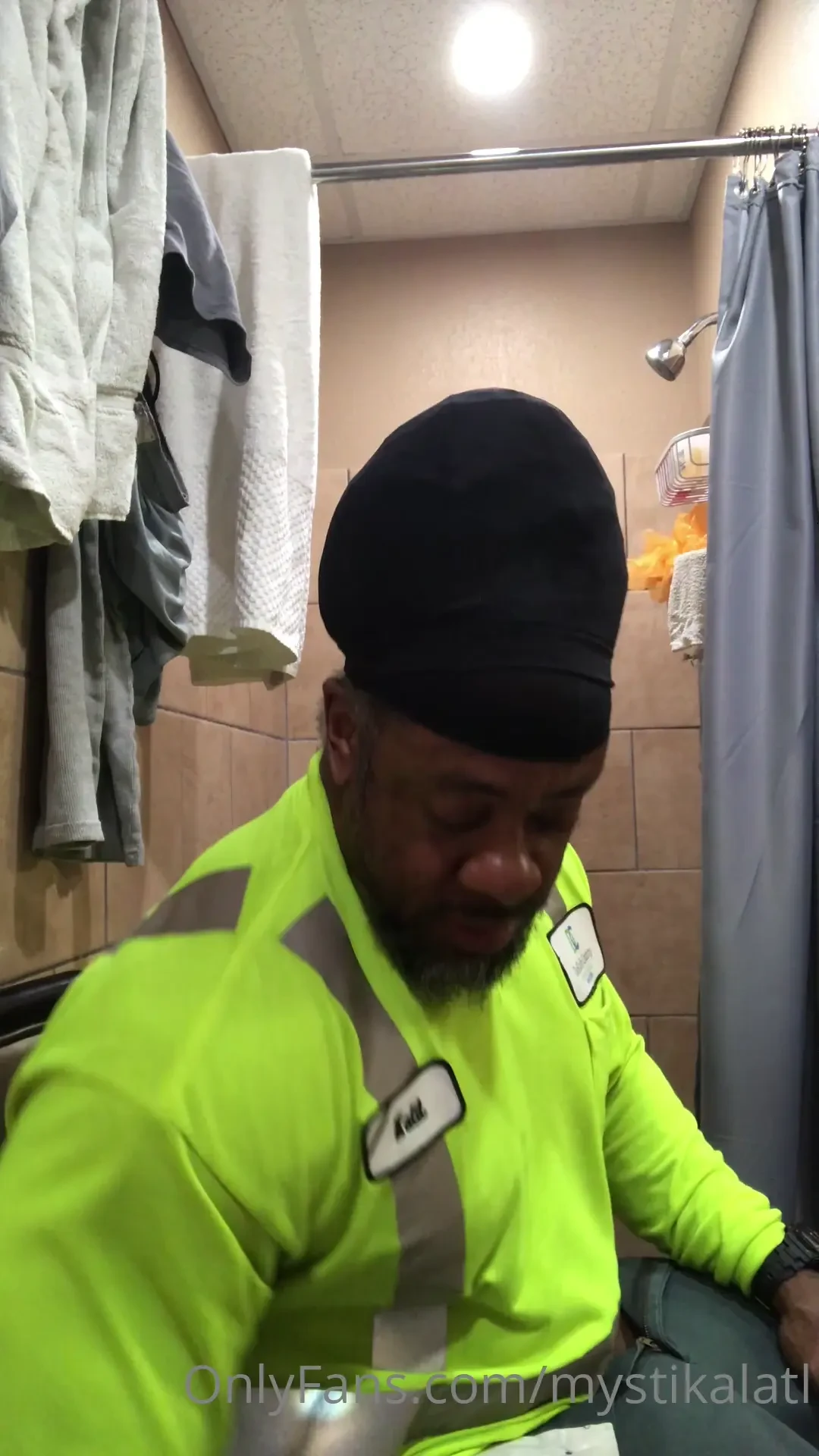 After driving the garbage truck i needed a nice shower 
