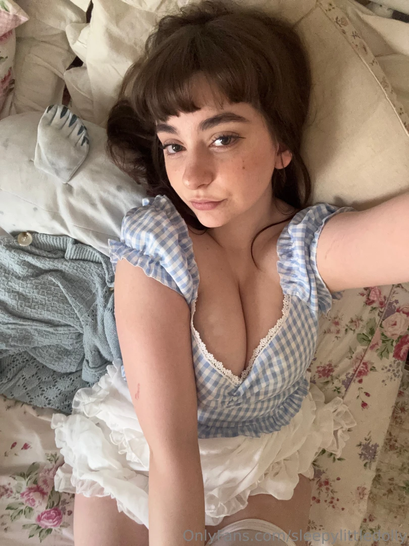 I love how my butt looks in this skirt lol part 2 