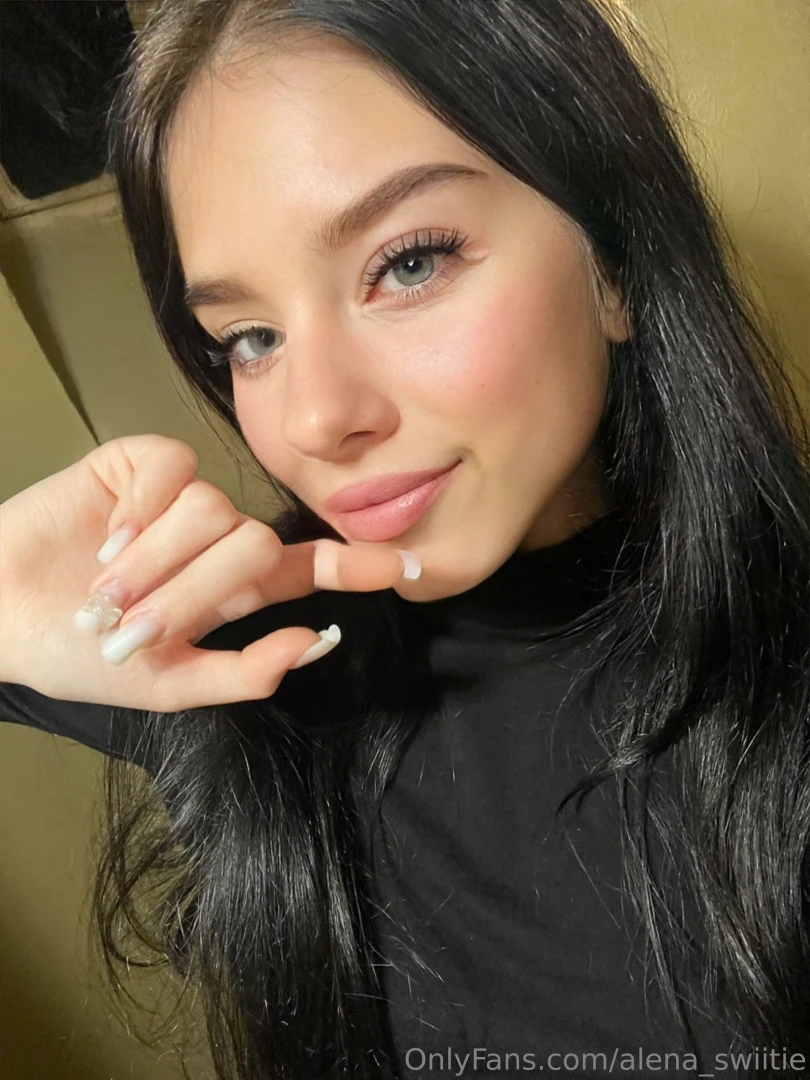 Just keeping it simple and sweet today how s everyone feeling 