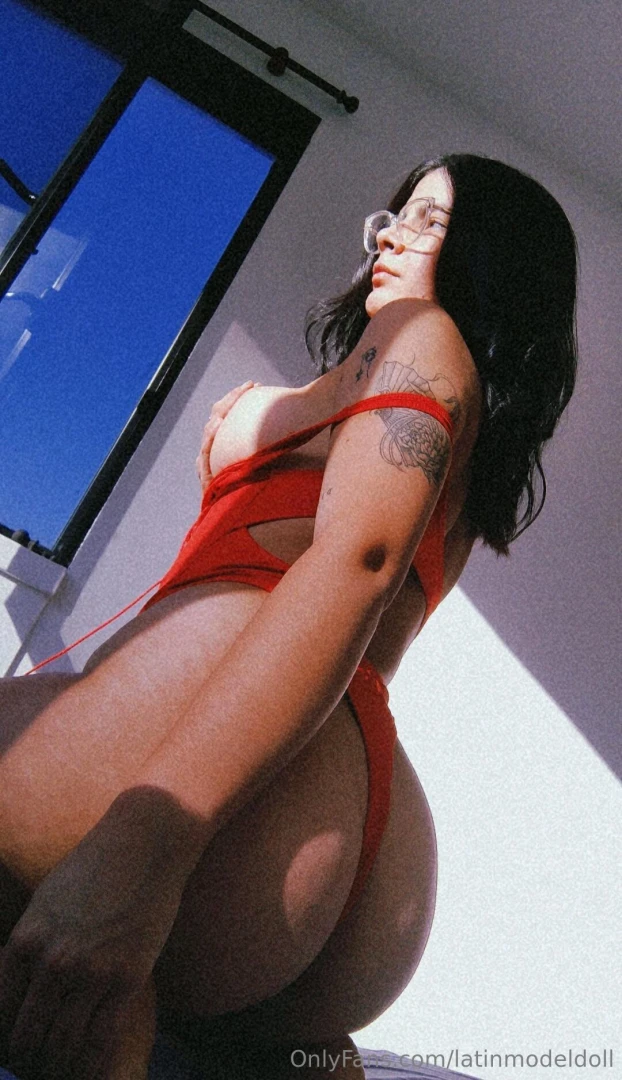 What do you think of me being red can you leave me a nice comment part 1 