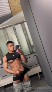 I got so horny that i had to go to the locker room