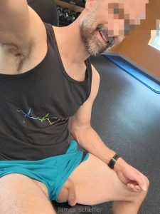 Friday shoulder day upper the weight s bit from last time feel pretty part 1