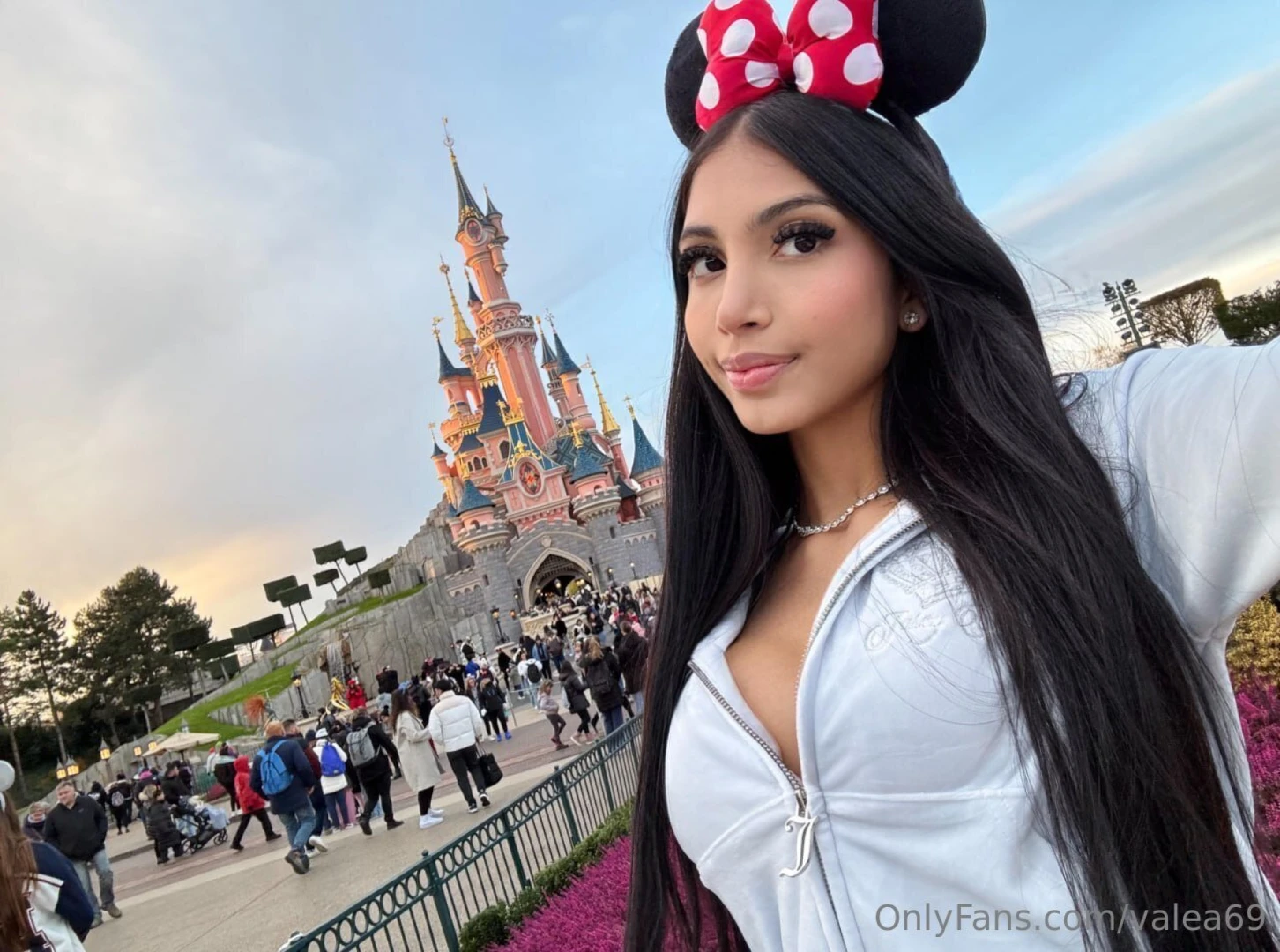 In my happy place would you come with me 